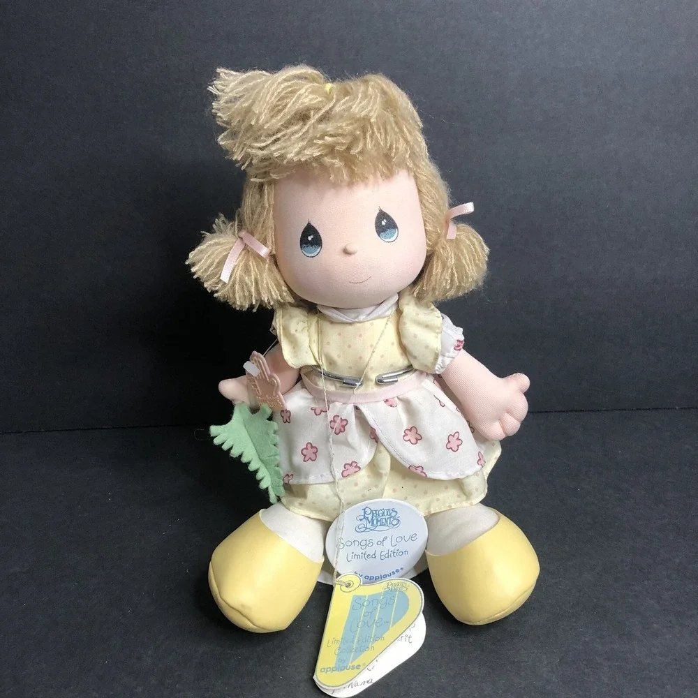 Vtg Precious Moments Songs of Love KERI DOLL with Tree Tags & Stand APPLAUSE